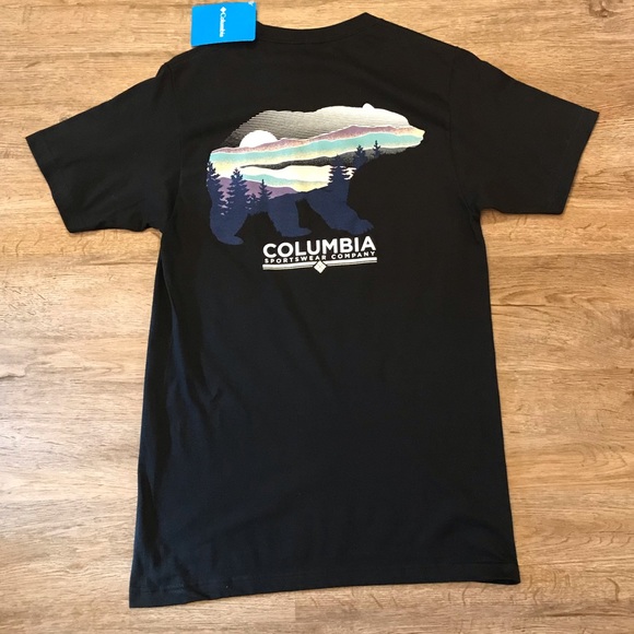 Sold- Columbia Graphic Tee Bear - Picture 3 of 8